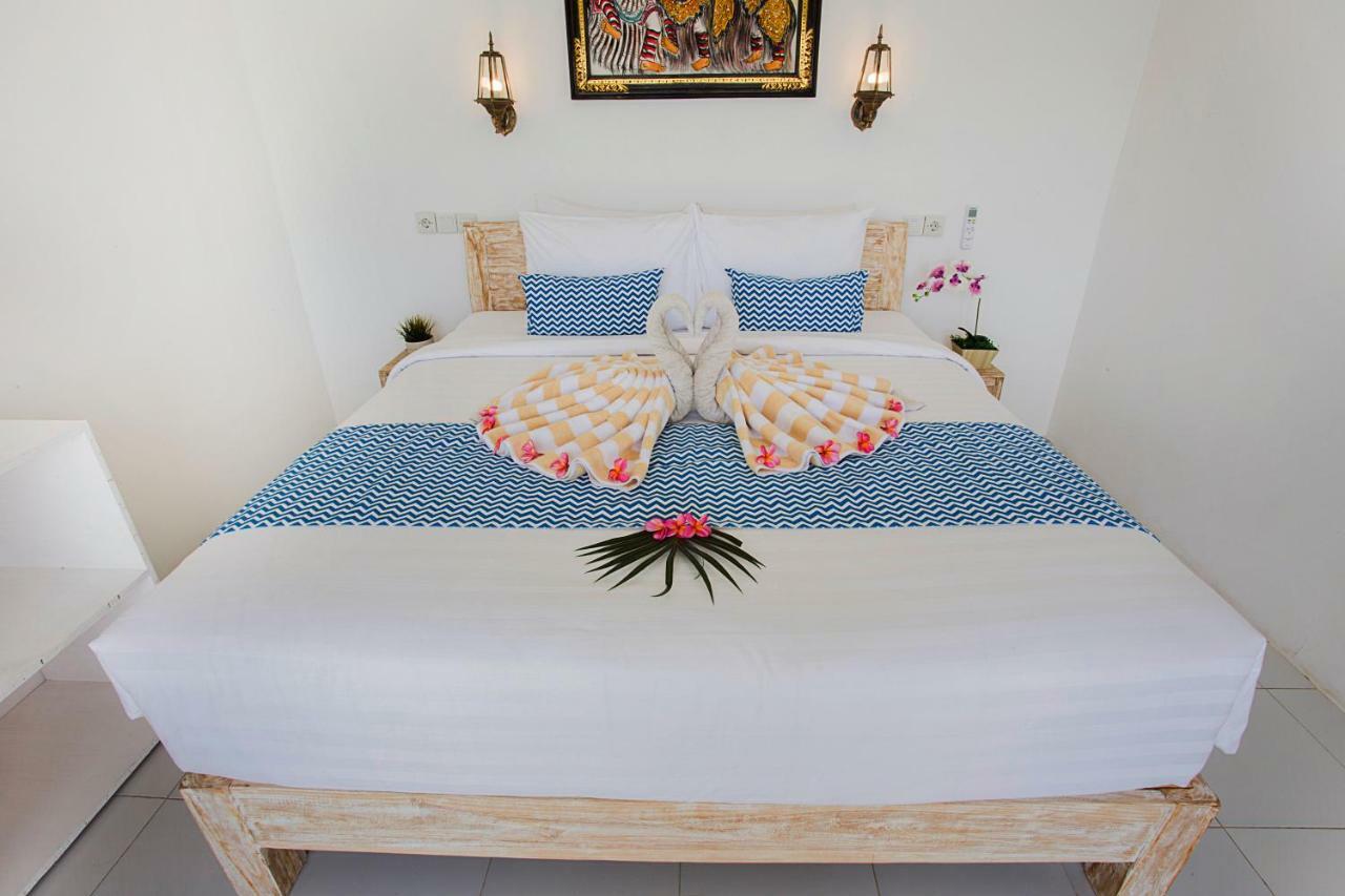 The Waterfront Beach House Lembongan Exterior foto