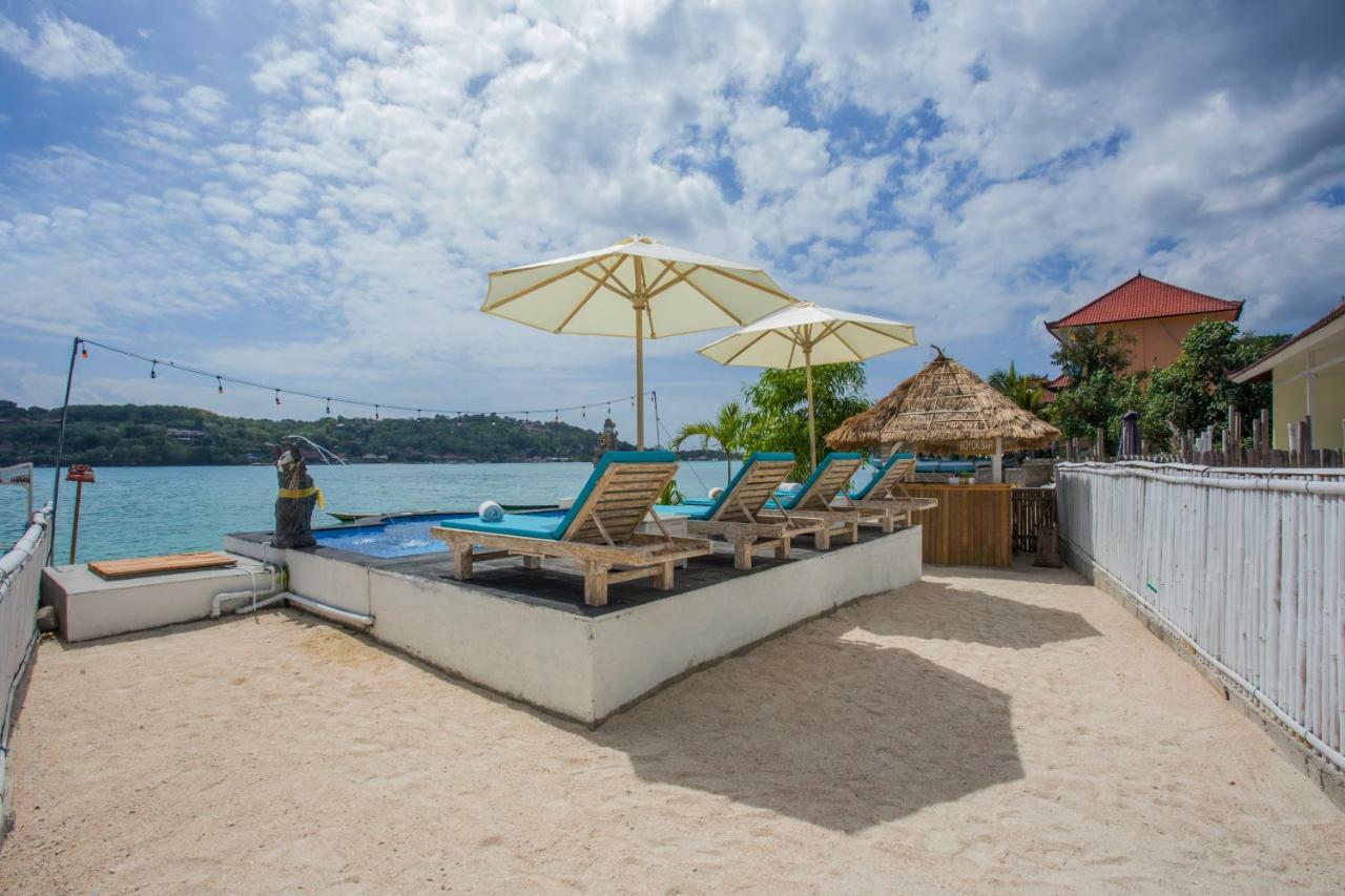 The Waterfront Beach House Lembongan Exterior foto
