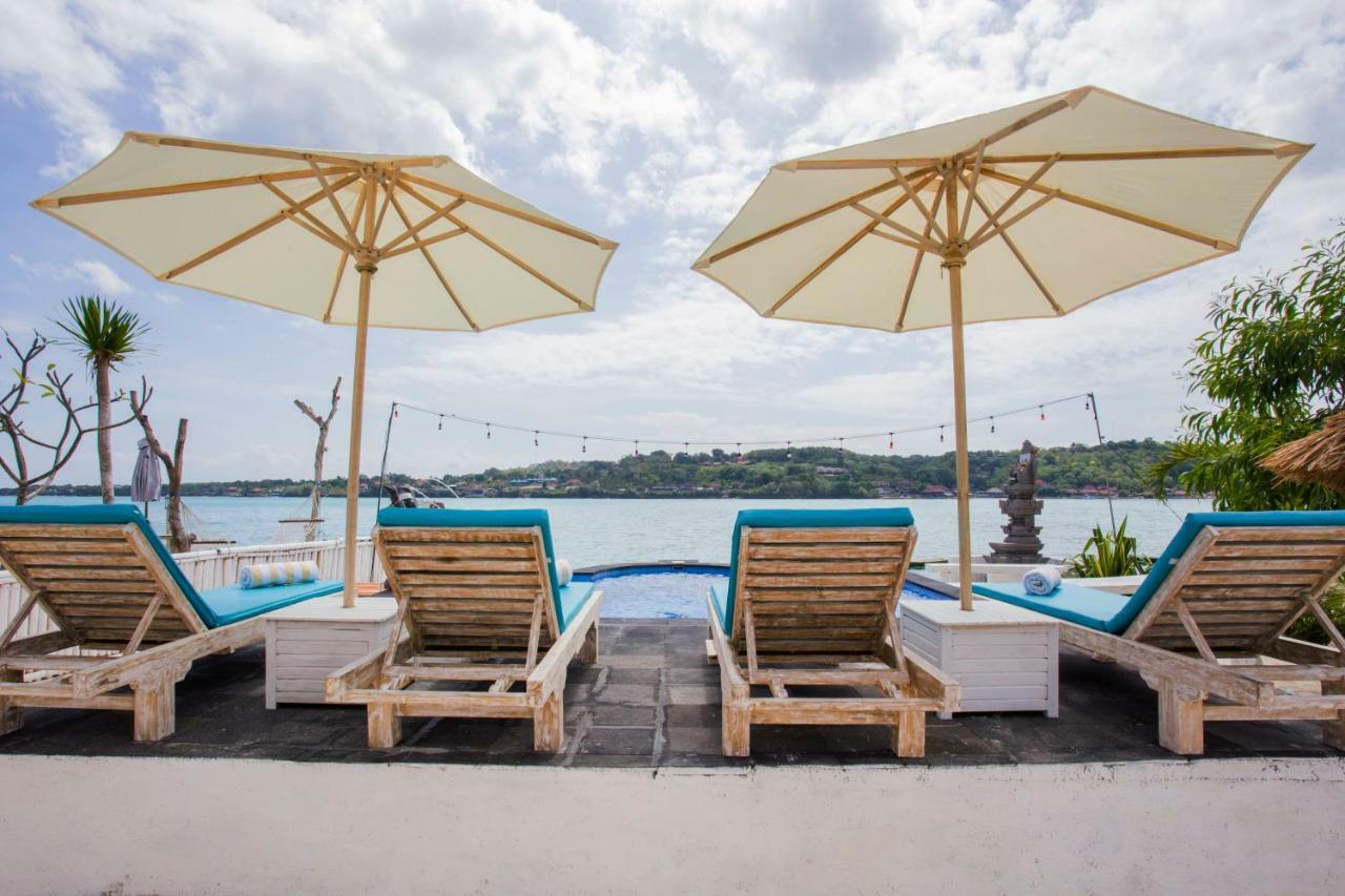 The Waterfront Beach House Lembongan Exterior foto