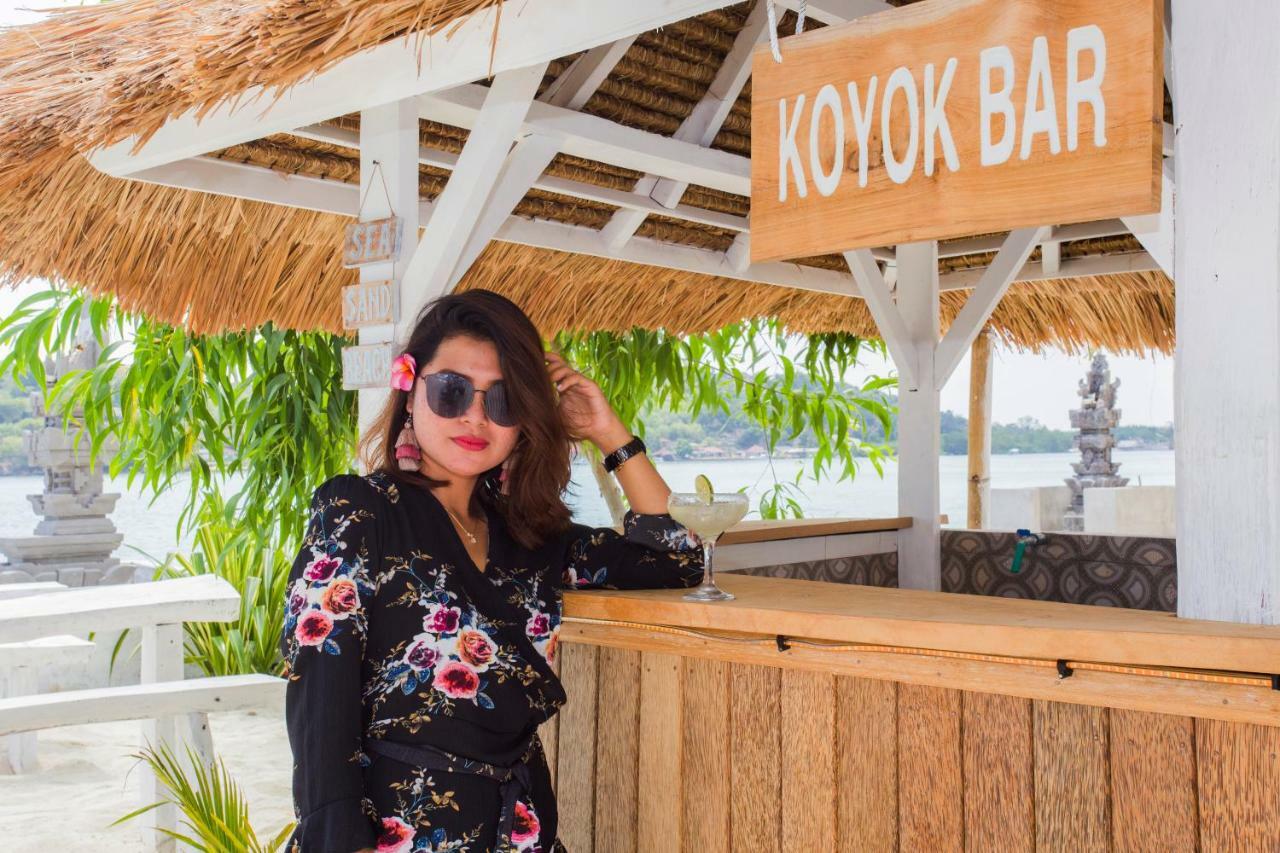 The Waterfront Beach House Lembongan Exterior foto